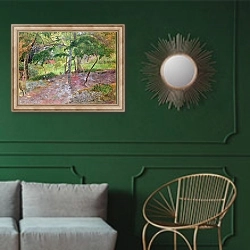 «Tropical Landscape, Martinique, 1887» в интерьере классической гостиной с зеленой стеной над диваном
