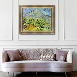 «Дорога у горы св. Виктории» в интерьере гостиной в классическом стиле над диваном