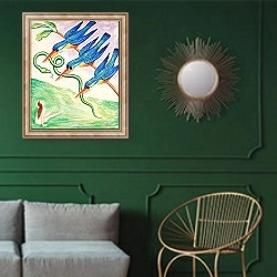 «Den bortrövade ormen» в интерьере классической гостиной с зеленой стеной над диваном