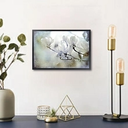 «Белые цветы магнолии, ретро» в интерьере в стиле ретро над столом