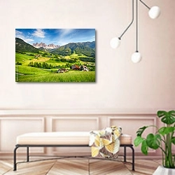 «Зелёная долина в Доломитовых Альпах» в интерьере современной прихожей в розовых тонах