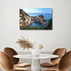 «Италия. Чинкве-Терре. Вернацца. Крыши» в интерьере кухни над кофейным столиком