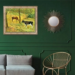 «Horse and Cow in a Meadow, 1885» в интерьере классической гостиной с зеленой стеной над диваном