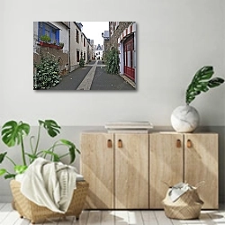 «Франция. Улица в деревне Пириак Сюр-Мер» в интерьере современной комнаты над комодом