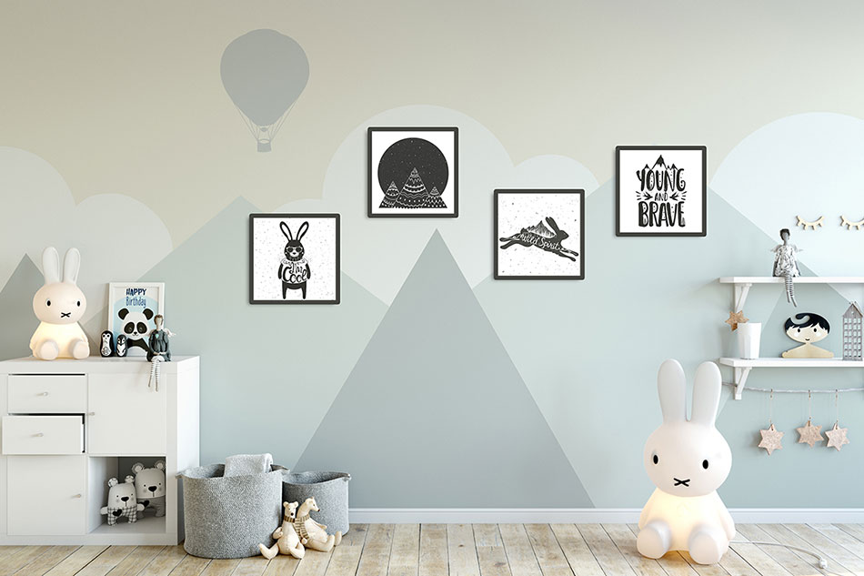 Серия черно-белых постеров в детской комнате для младшего возраста