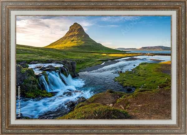 Постер Исландия. Kirkjufell, Snaefellsnes peninsula с типом исполнения На холсте в раме в багетной раме 595.M52.330