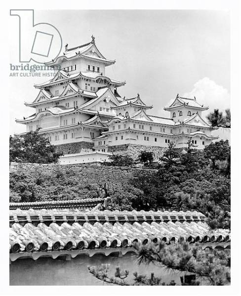 Постер Himeji Castle, Kyoto, completed 1609 2 с типом исполнения На холсте в раме в багетной раме 221-03