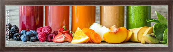 Постер Разноцветные фруктовые соки с типом исполнения На холсте в раме в багетной раме 221-02