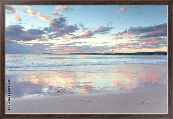 Постер Рассвет в пастельных тонах на берегу моря, Южный Уэльс, Австралия с типом исполнения На холсте в раме в багетной раме 221-02