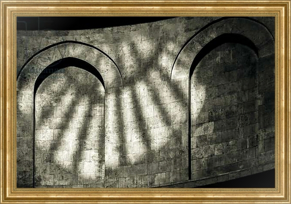 Постер Beautiful Light, from the series Church of the Holy Sepulchre, 2016 с типом исполнения На холсте в раме в багетной раме NA033.1.051