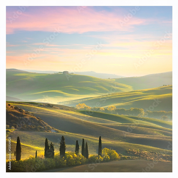 Постер Уникальный пейзаж Тосканы на рассвете с типом исполнения На холсте в раме в багетной раме 35-M719P-83
