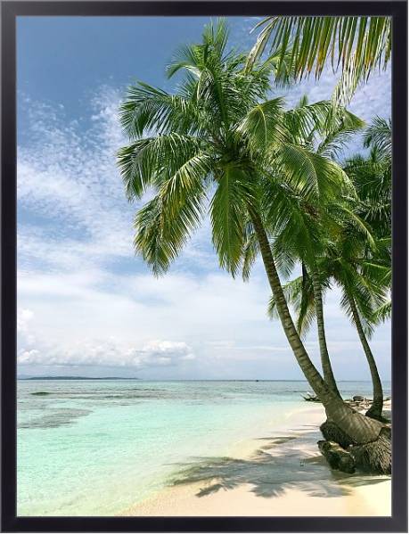 Постер Белый пляж с пальмами с типом исполнения На холсте в раме в багетной раме 221-01