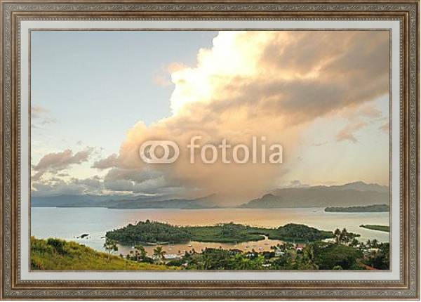 Постер Пристань для яхт Савусаву и островок Нави, остров Вануа-Леву, Фиджи с типом исполнения На холсте в раме в багетной раме 595.M52.330