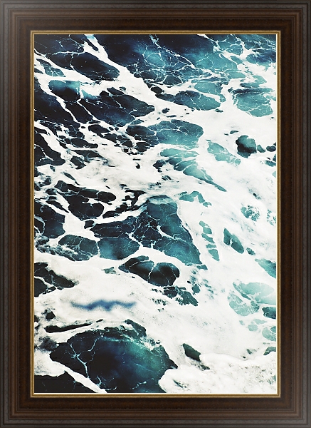 Постер Морские пенистые волны с типом исполнения На холсте в раме в багетной раме 1.023.151