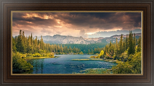 Постер Озеро в лесу на фоне гор с типом исполнения На холсте в раме в багетной раме 1.023.151