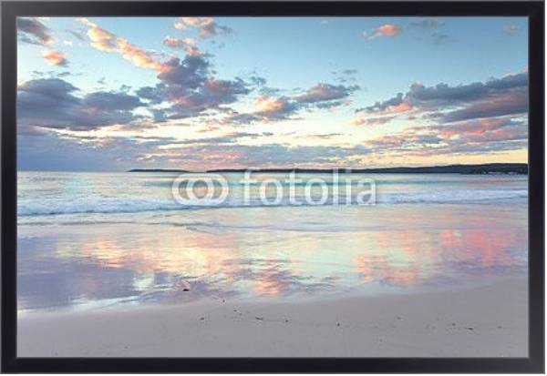 Постер Рассвет в пастельных тонах на берегу моря, Южный Уэльс, Австралия с типом исполнения На холсте в раме в багетной раме 221-01