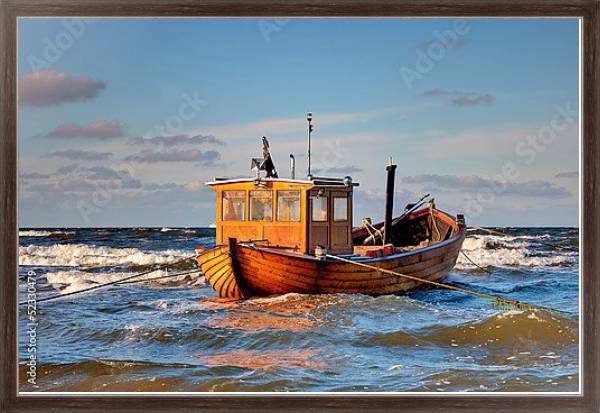Постер Лодка в Балтийском море с типом исполнения На холсте в раме в багетной раме 221-02