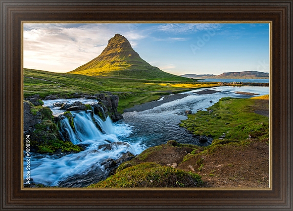 Постер Исландия. Kirkjufell, Snaefellsnes peninsula с типом исполнения На холсте в раме в багетной раме 1.023.151