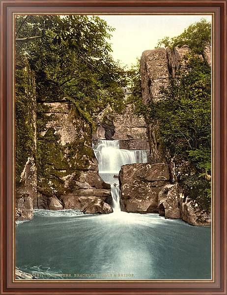 Постер Шотландия. Калландер, водопад Bracklinn с типом исполнения На холсте в раме в багетной раме 35-M719P-83