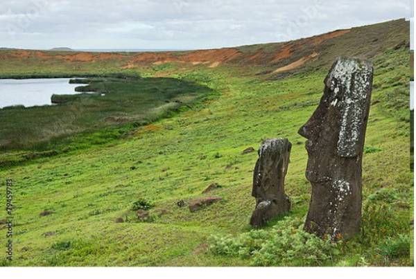 Постер Статуи Моаи на острове Пасхи 3 с типом исполнения На холсте без рамы