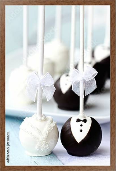 Постер Свадебные пирожные на палочках с типом исполнения На холсте в раме в багетной раме 1727.4310
