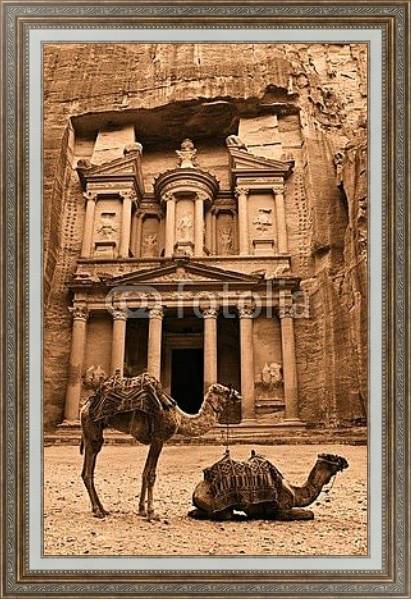 Постер Древний город Петра, Иордания с типом исполнения На холсте в раме в багетной раме 595.M52.330