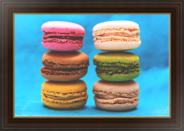 Постер Разноцветное печенье макарон с типом исполнения На холсте в раме в багетной раме 1.023.151