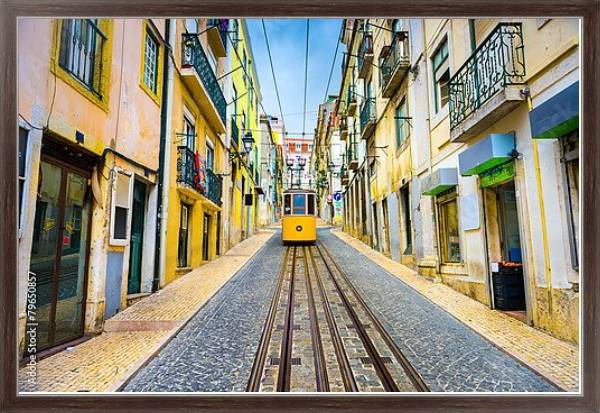 Постер Португалия, Лиссабон. Желтый трамвай №1 с типом исполнения На холсте в раме в багетной раме 221-02