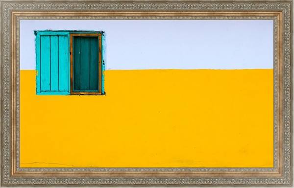 Постер Голубое окно на желтой стене с типом исполнения На холсте в раме в багетной раме 484.M48.310
