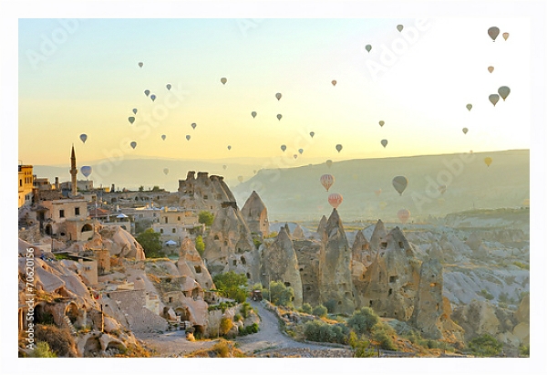 Постер  Каппадокия, Турция, волшебные дымоходы Горем с типом исполнения На холсте в раме в багетной раме 221-03