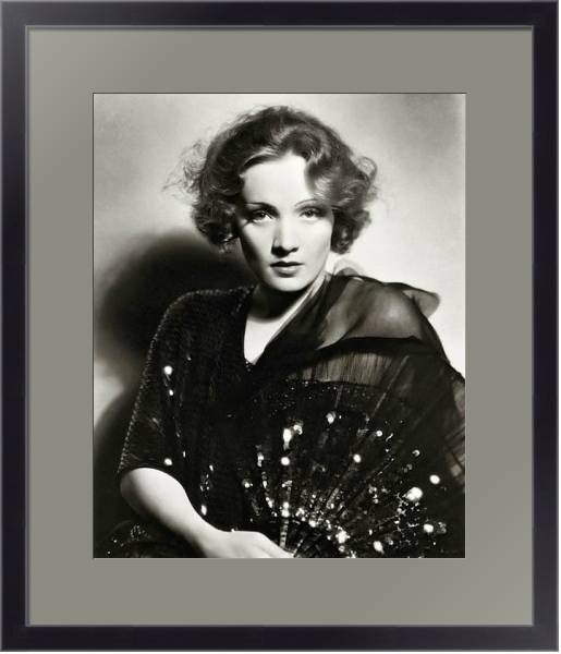 Постер Dietrich, Marlene 13 с типом исполнения Под стеклом в багетной раме 221-01