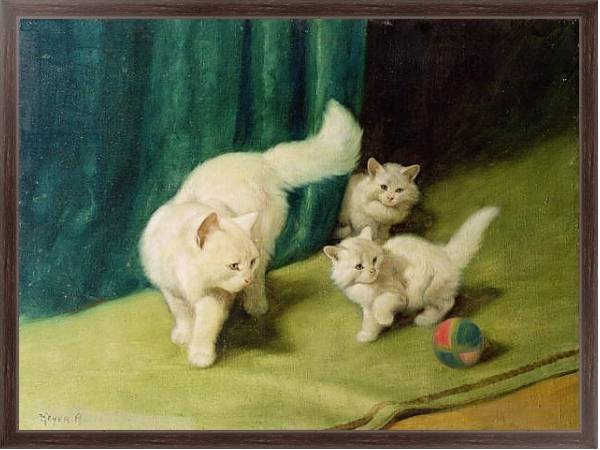 Постер White Persian Cat with Two Kittens с типом исполнения На холсте в раме в багетной раме 221-02