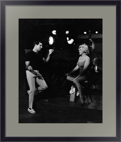 Постер Monroe, Marilyn 132 с типом исполнения Под стеклом в багетной раме 221-01