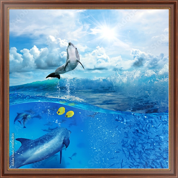 Постер Стая игривых дельфинов, плавающих под водой с типом исполнения На холсте в раме в багетной раме 35-M719P-83