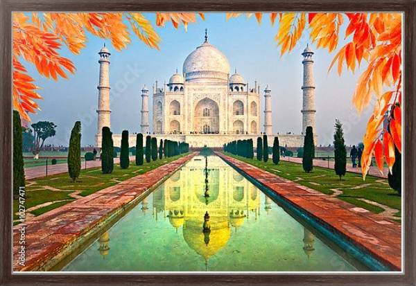Постер Индия. Taj Mahal at sunrise, Agra, Uttar Pradesh с типом исполнения На холсте в раме в багетной раме 221-02