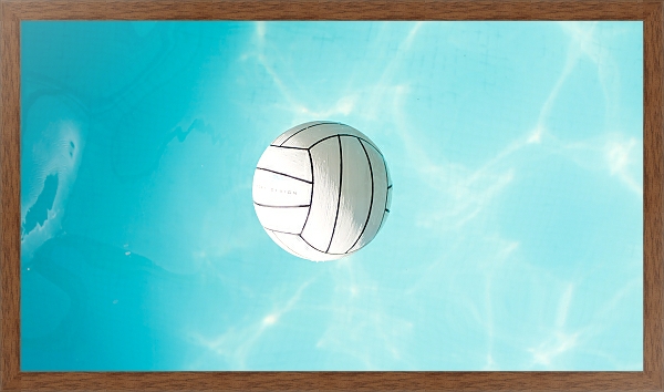 Постер Белый мяч для водного поло, плавающий в бассейне  с типом исполнения На холсте в раме в багетной раме 1727.4310