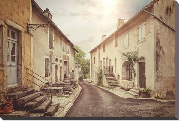 Постер Старая улица во Франции. Винтажный стиль с типом исполнения На холсте без рамы