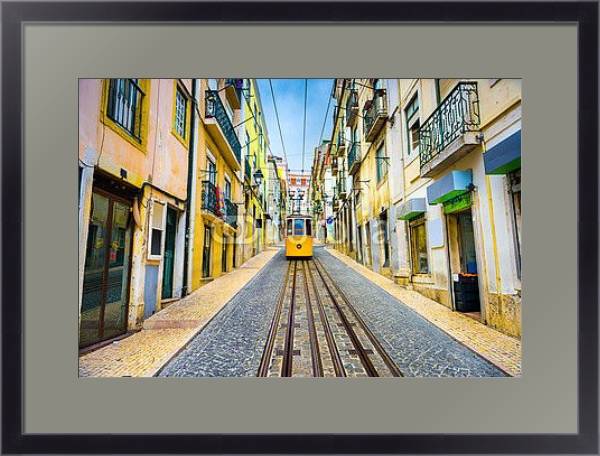Постер Португалия, Лиссабон. Желтый трамвай №1 с типом исполнения Под стеклом в багетной раме 221-01
