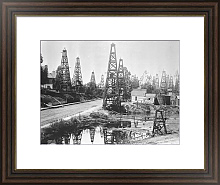 Постер The first oil district in Los Angeles, Toluca Street, ca.1895-1901 Постер The first oil district in Los Angeles, Toluca Street, ca.1895-1901
